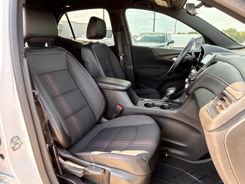 Used 2024 Chevrolet Equinox RS FWD image 28