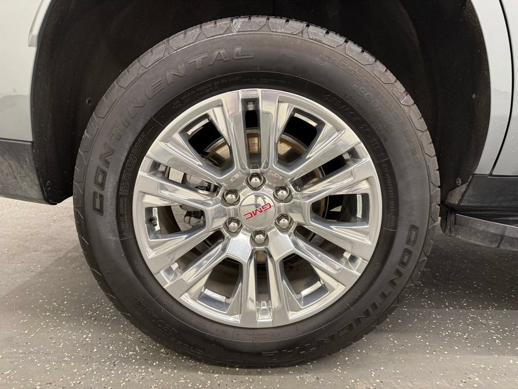 Used 2025 GMC Yukon Denali AWD/4WD image 20