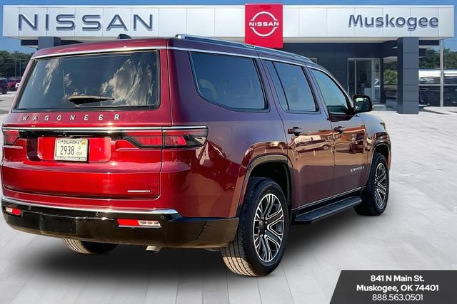 Used 2024 Jeep Wagoneer Series II AWD/4WD image 5