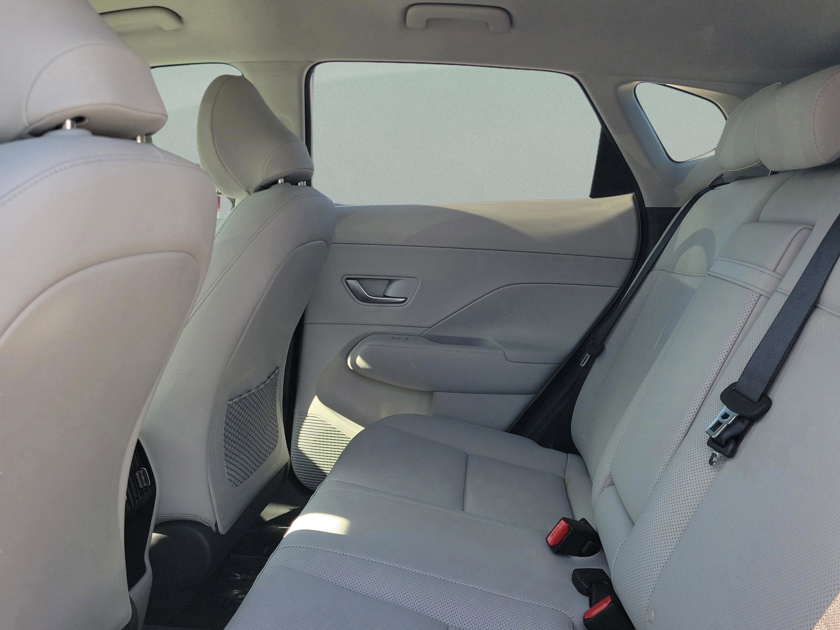 New 2026 Hyundai Kona SEL Premium image 32