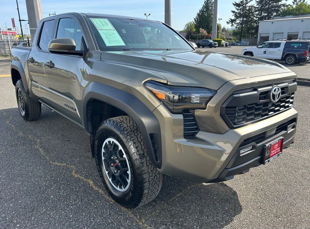 Certified 2024 Toyota Tacoma TRD Off-Road AWD/4WD image 3