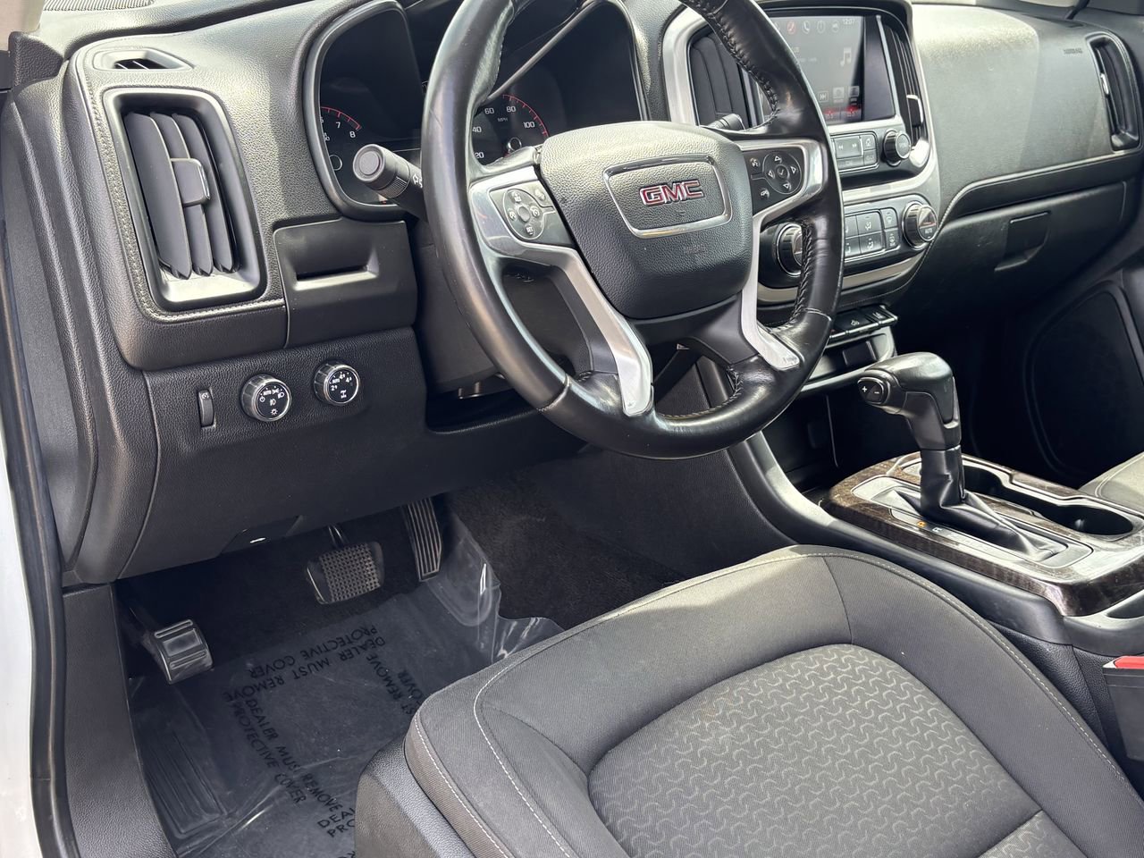 Used 2016 GMC Canyon SLE w/ SLE Convenience Package image 18