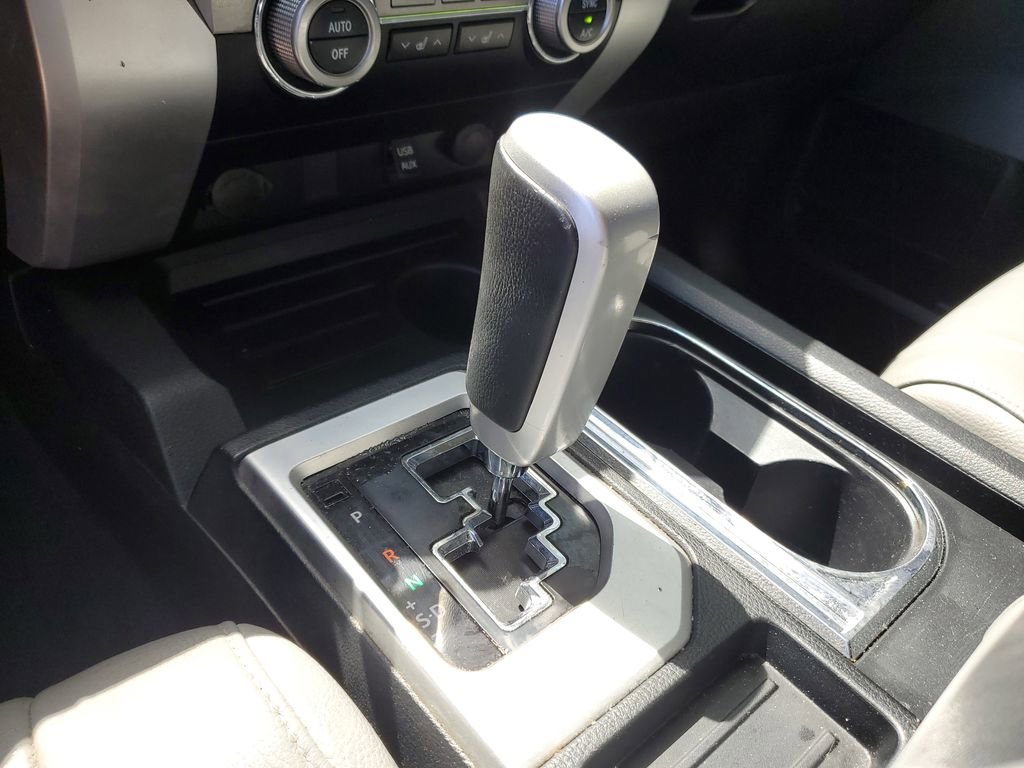 Used 2014 Toyota Tundra Limited w/ TRD Off Road Package image 31