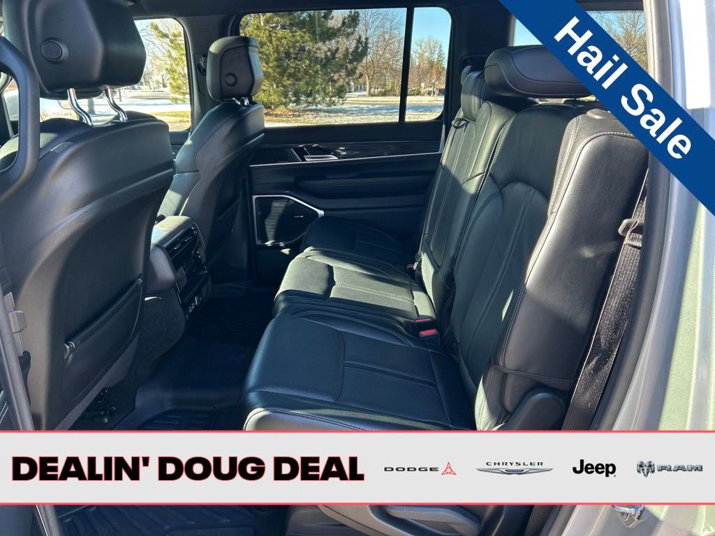 Used 2022 Jeep Wagoneer Series II w/ Premium Group I image 29