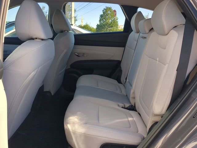 New 2025 Hyundai Tucson SE image 14