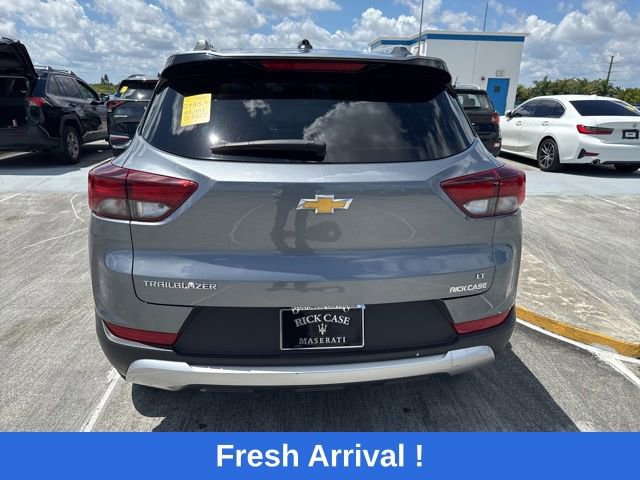 Used 2022 Chevrolet TrailBlazer LT FWD image 16