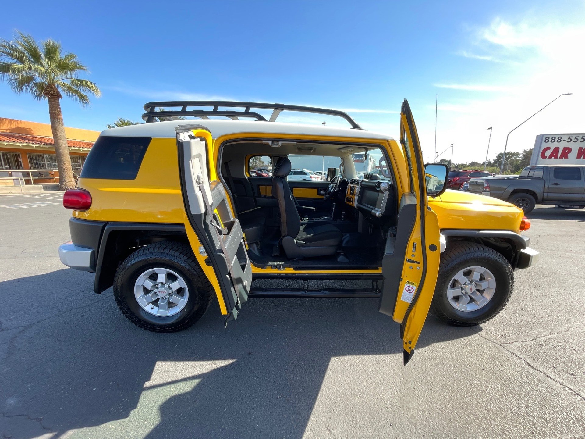 Used 2008 Toyota FJ Cruiser 4WD w/ Upgrade Pkg 1 image 27