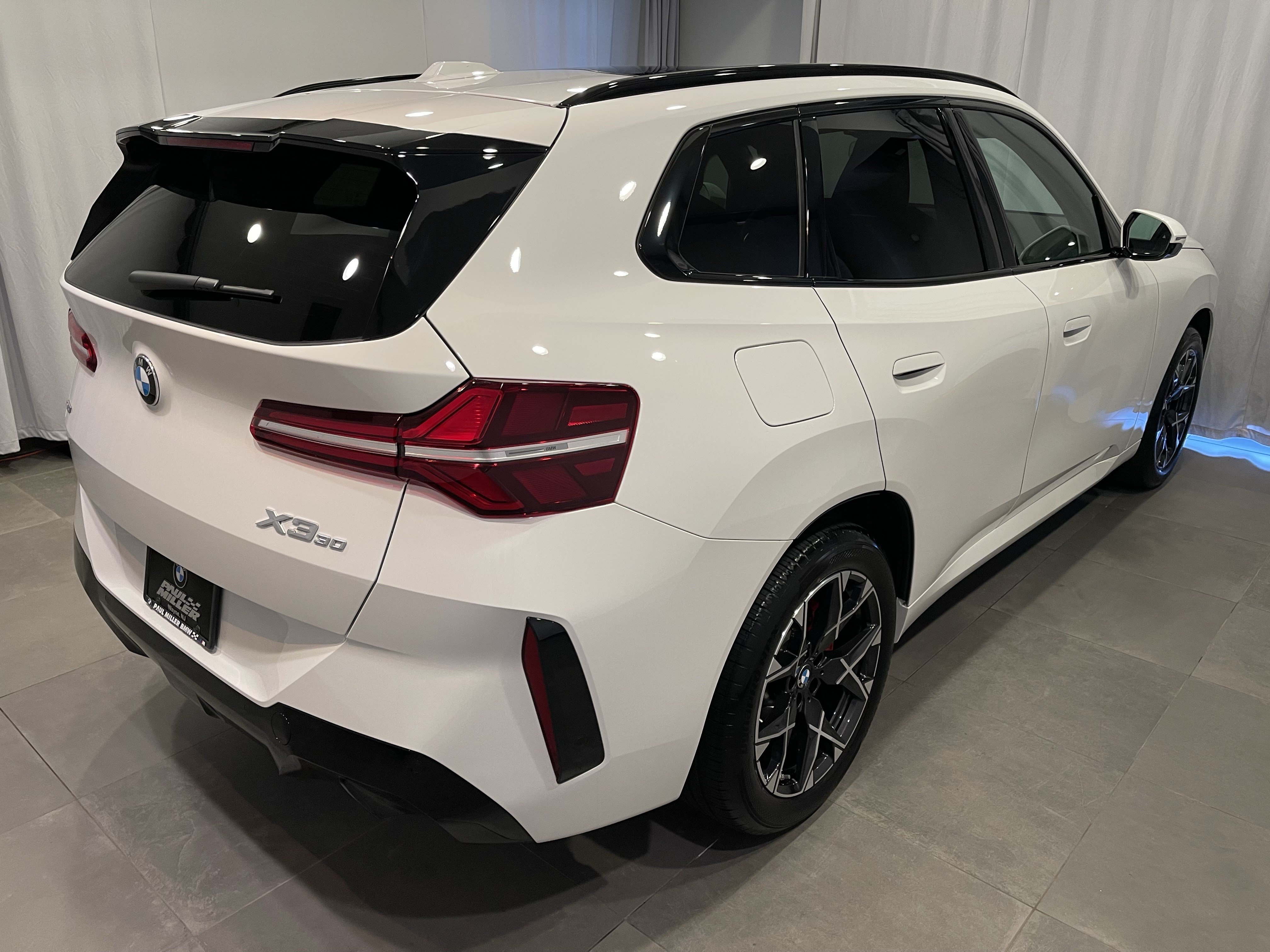 Used 2026 BMW X3 xDrive30i w/ M Sport Package AWD/4WD image 6