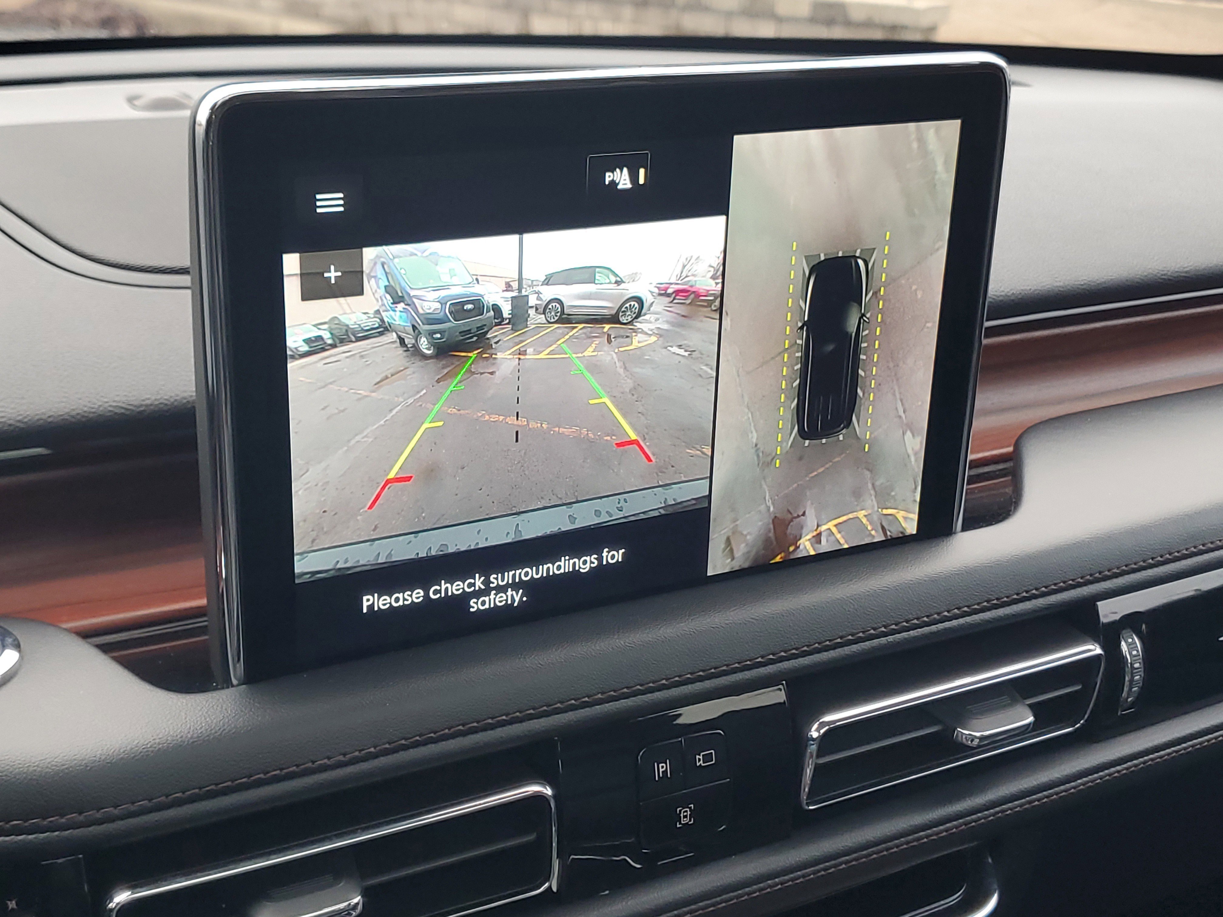 Used 2023 Lincoln Aviator Reserve w/ Equipment Group 201A image 17