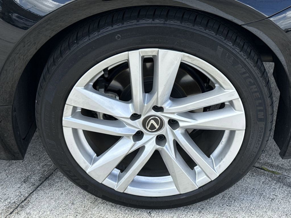 Used 2023 Lexus RC 350 RWD image 31