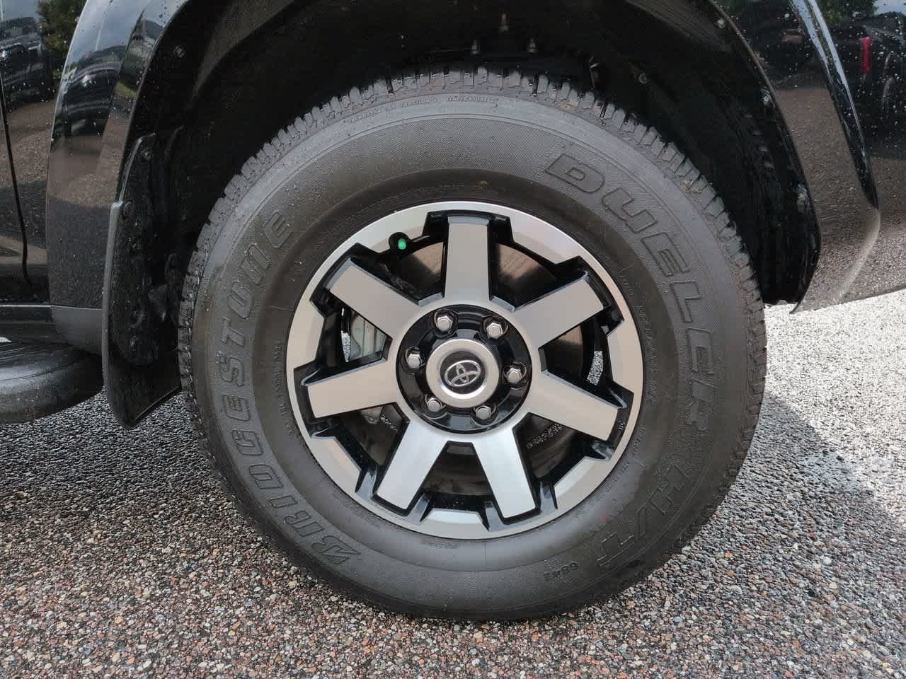 Certified 2024 Toyota 4Runner TRD Off-Road Premium w/ Moonroof Package AWD/4WD image 11