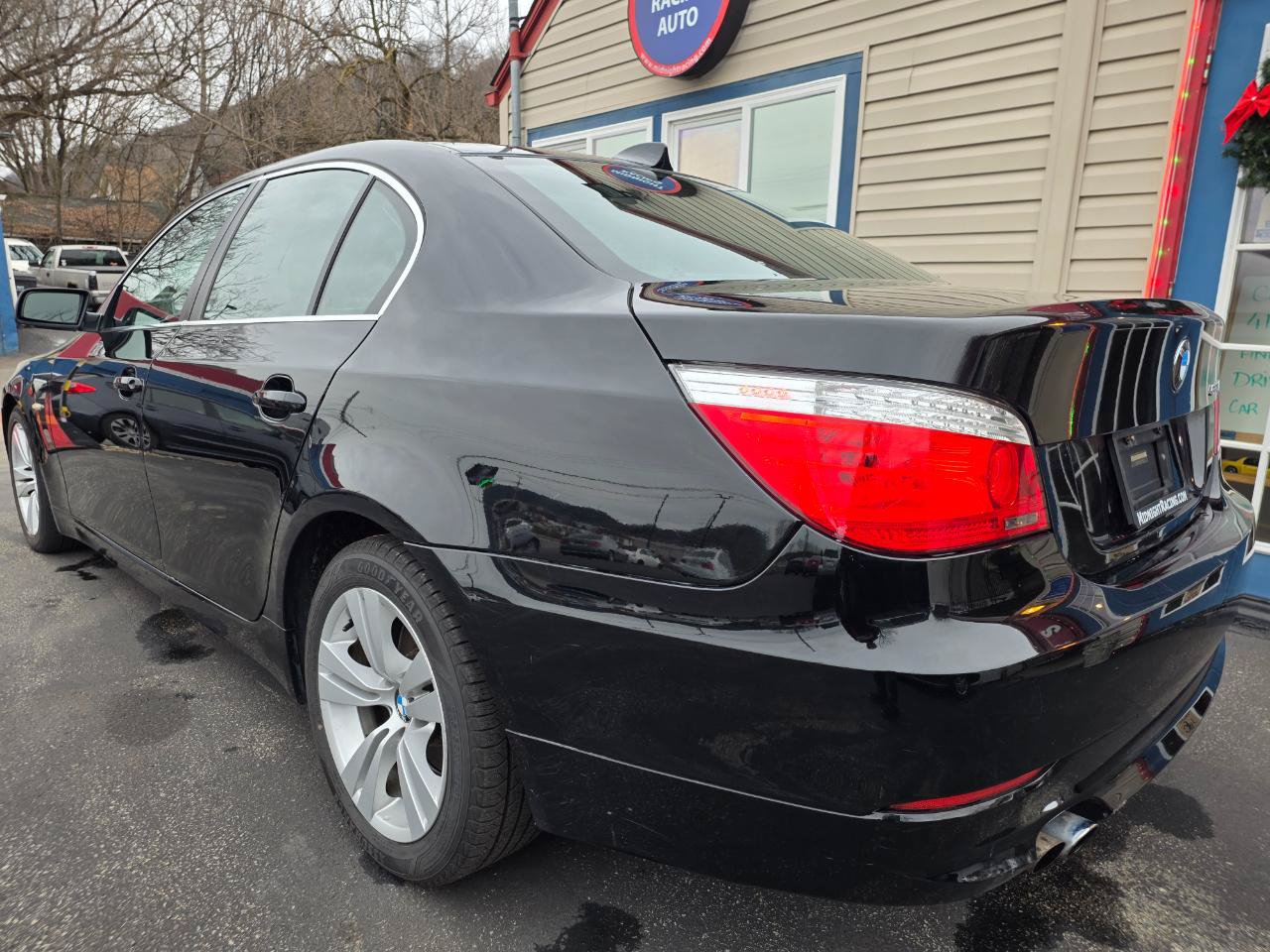 Used 2009 BMW 528i Sedan RWD image 8