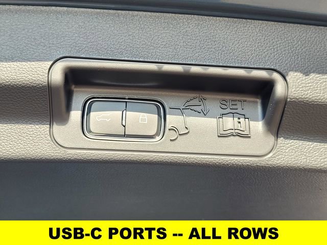 New 2026 Ford Explorer ST-Line w/ ST-Line Street Pack image 9