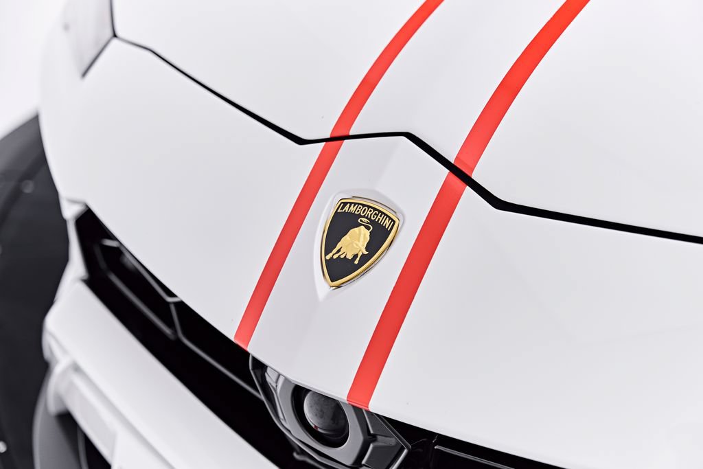 Used 2021 Lamborghini Urus AWD/4WD image 23