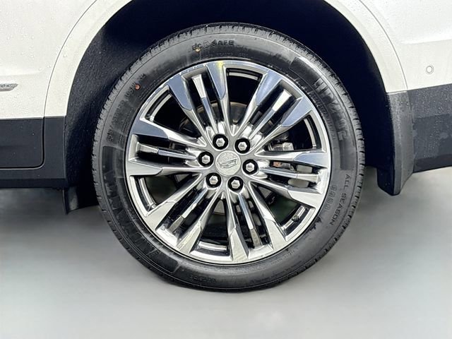 Used 2017 Cadillac XT5 Premium Luxury w/ Driver Assist Package image 34