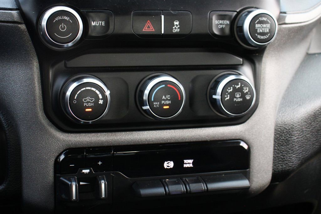 Used 2021 RAM 2500 Tradesman image 27