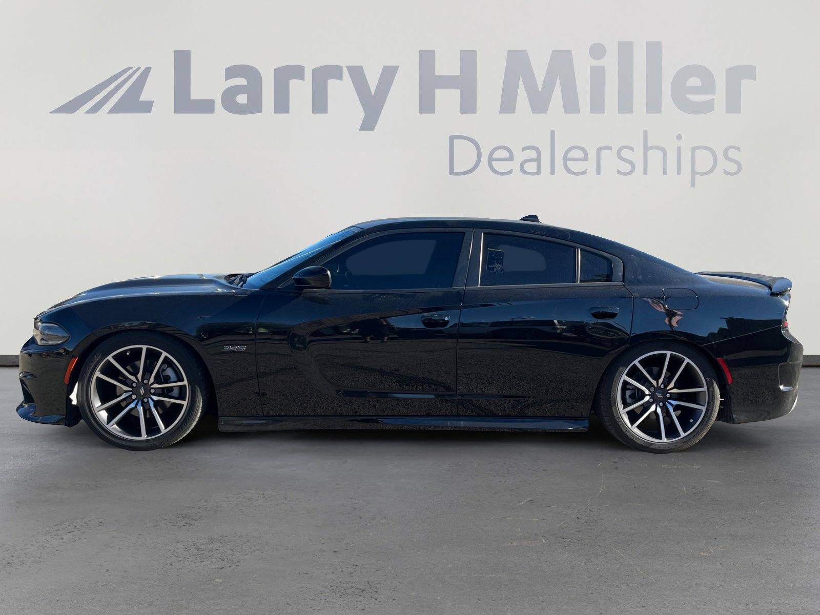 Certified 2023 Dodge Charger R/T image 2