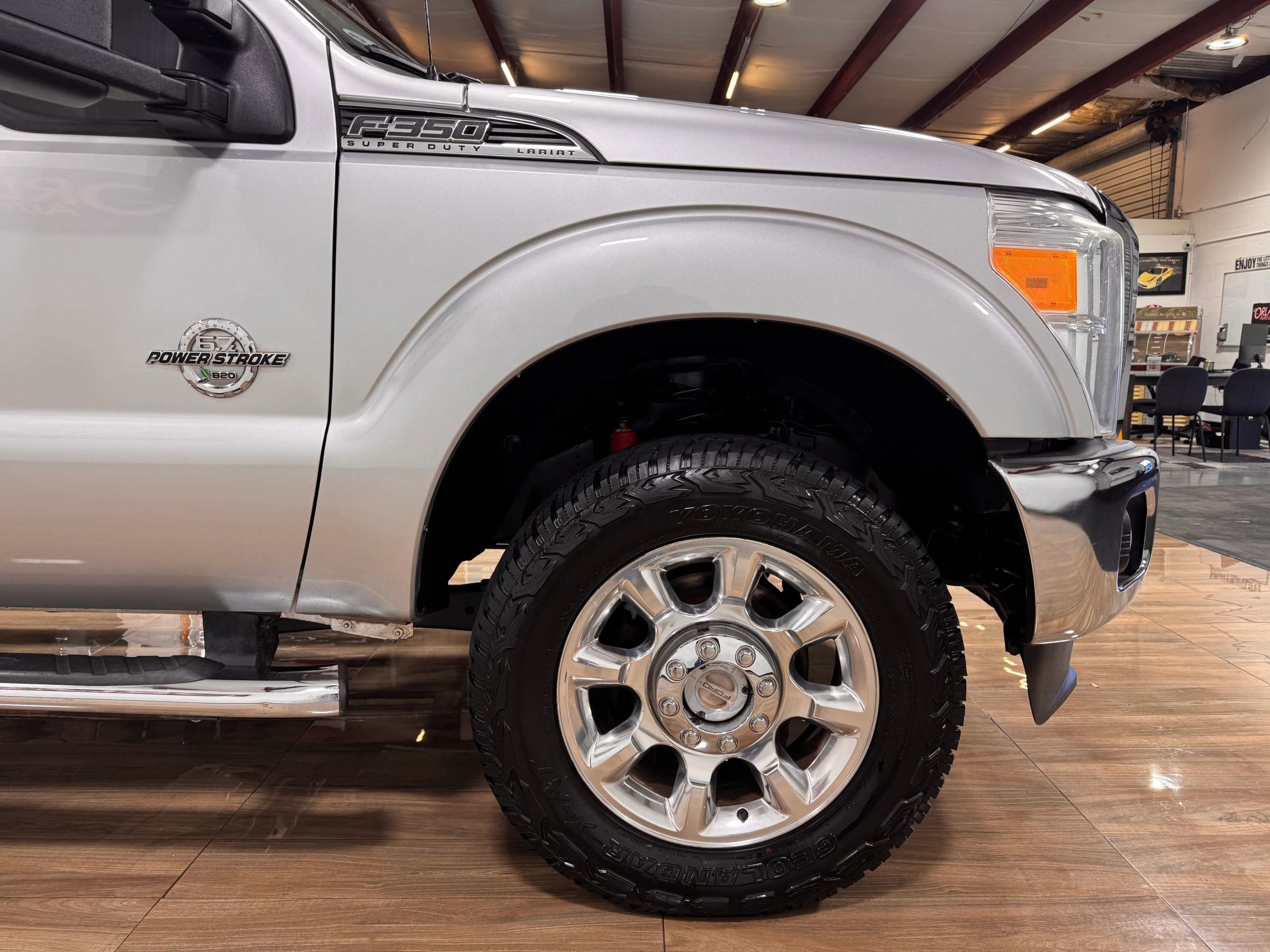 Used 2015 Ford F350 Lariat w/ Lariat Ultimate Package image 4
