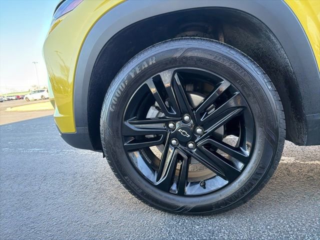 Used 2024 Chevrolet Trax ACTIV w/ Sunroof Package image 11