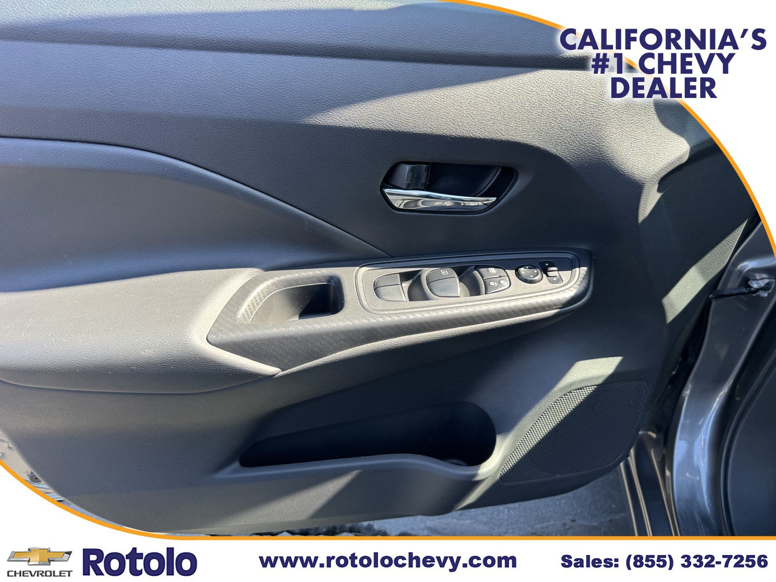 Used 2024 Nissan Versa SV FWD image 15
