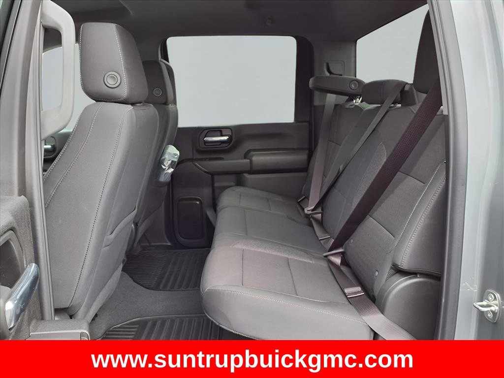 Used 2024 Chevrolet Silverado 2500 Custom w/ Custom Value Package image 22