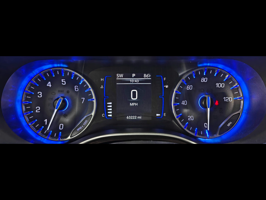 Used 2020 Chrysler Voyager L FWD image 48