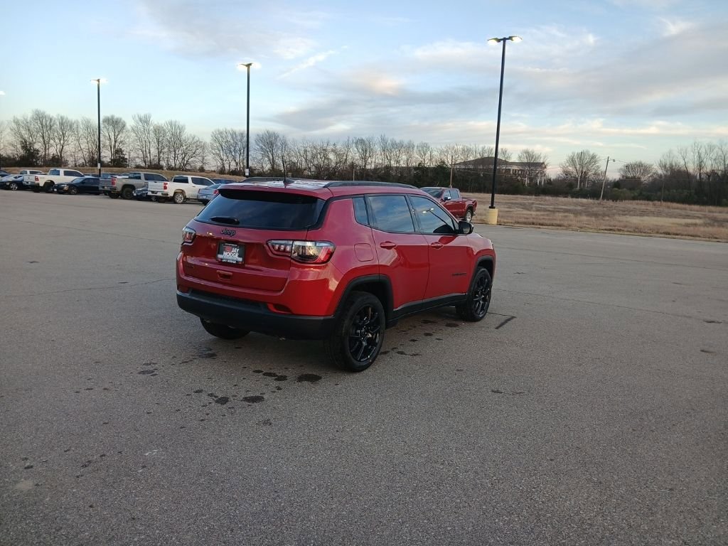 New 2026 Jeep Compass Latitude image 7
