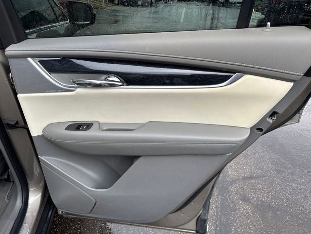 Certified 2023 Cadillac XT6 Premium Luxury w/ Technology Package AWD/4WD image 21