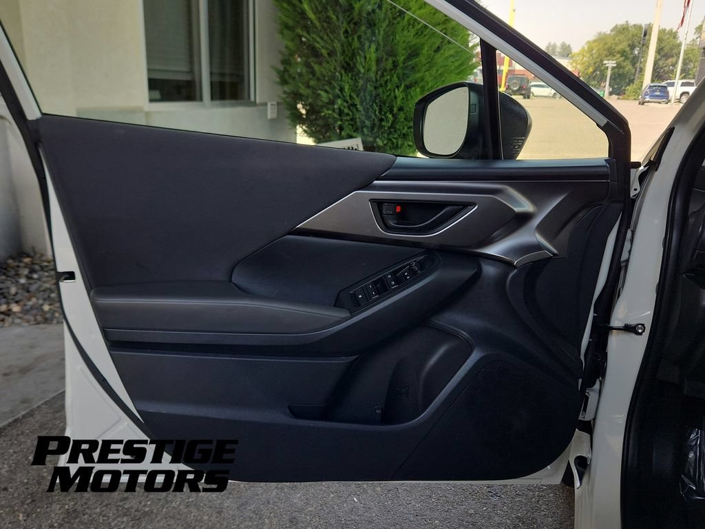Used 2025 Subaru Impreza 2.0i AWD/4WD image 43