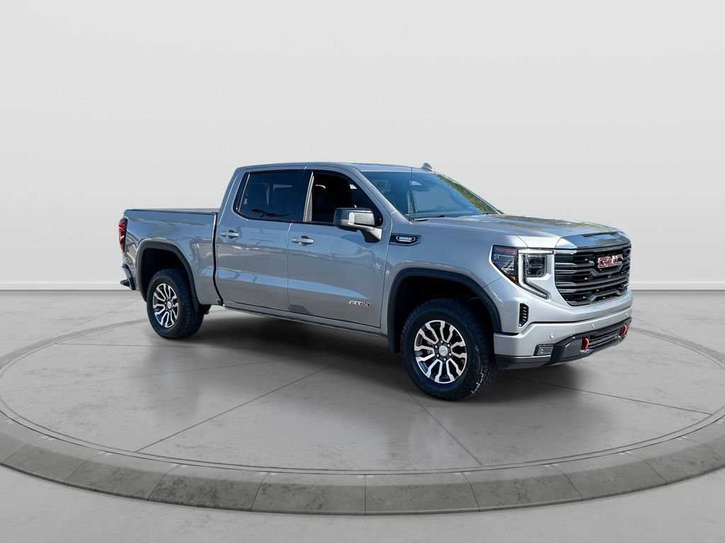 Used 2023 GMC Sierra 1500 AT4 w/ Technology Package AWD/4WD image 2
