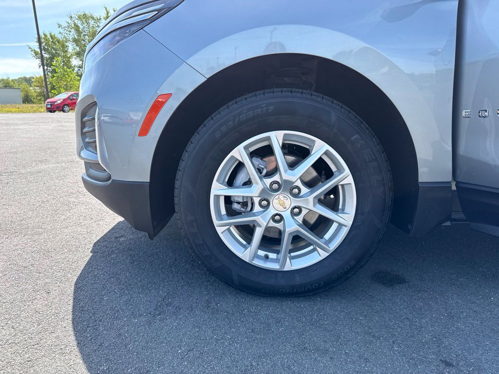 Used 2024 Chevrolet Equinox LT AWD/4WD image 40