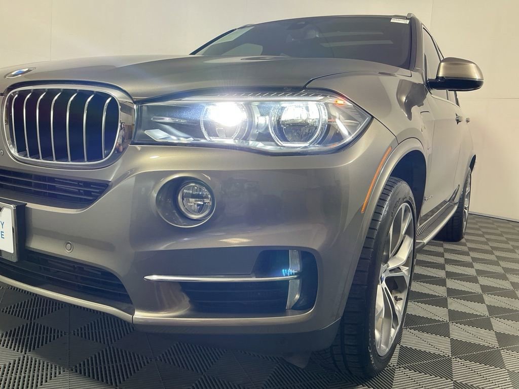 Used 2017 BMW X5 xDrive40e image 9