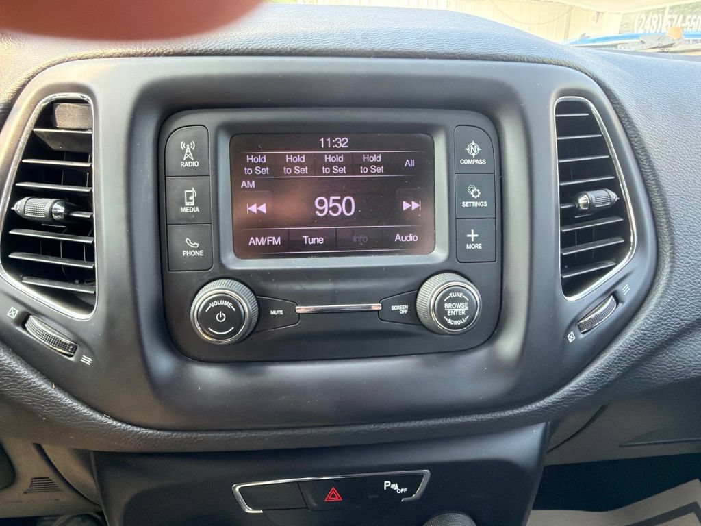 Used 2018 Jeep Compass Sport FWD image 18