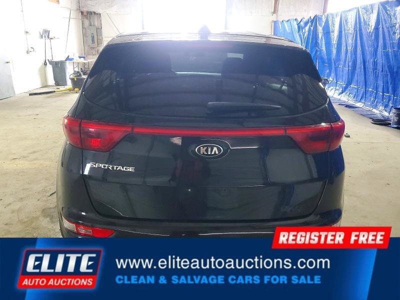 Used 2017 Kia Sportage LX image 12