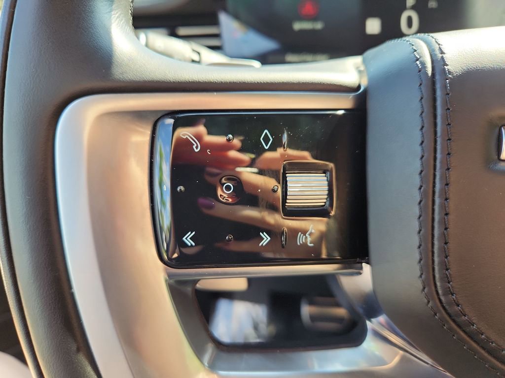 Used 2023 Land Rover Range Rover SE image 19