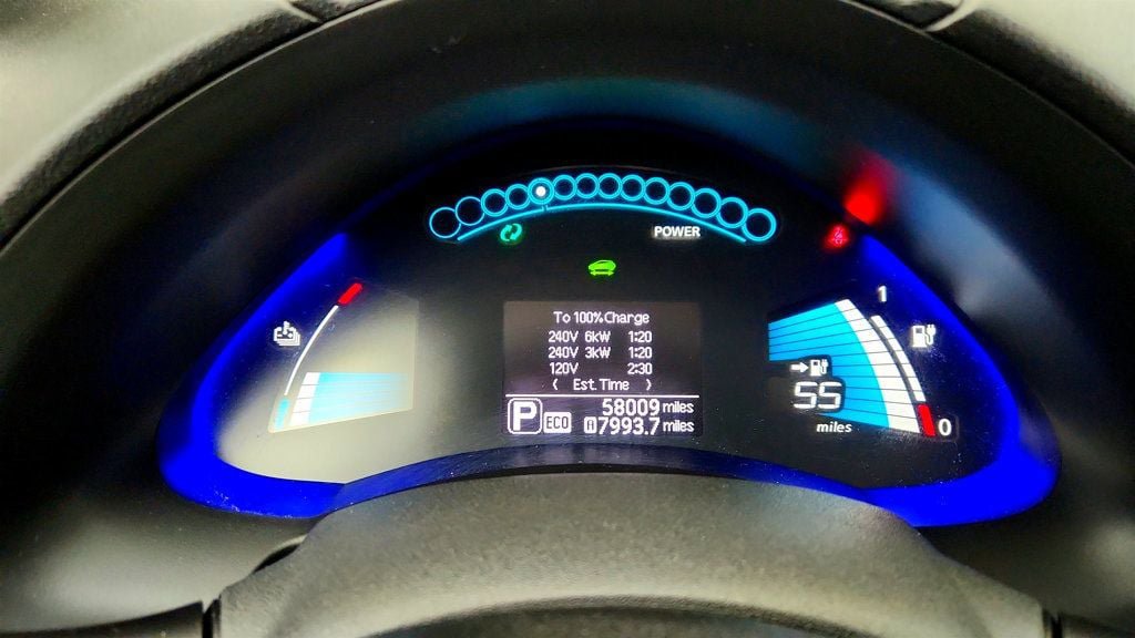 Used 2014 Nissan Leaf S w/ Charge Package FWD image 14