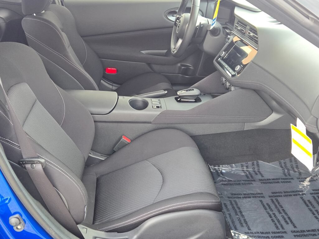 Used 2024 Nissan Z Sport w/ Floor Mat Package RWD image 5