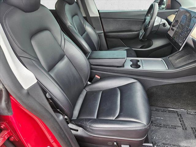 Used 2021 Tesla Model Y Long Range AWD/4WD image 21