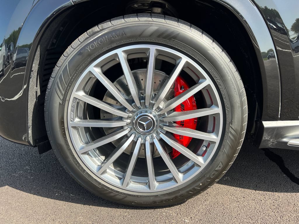 New 2026 Mercedes-Benz GLS 63 AMG 4MATIC image 36