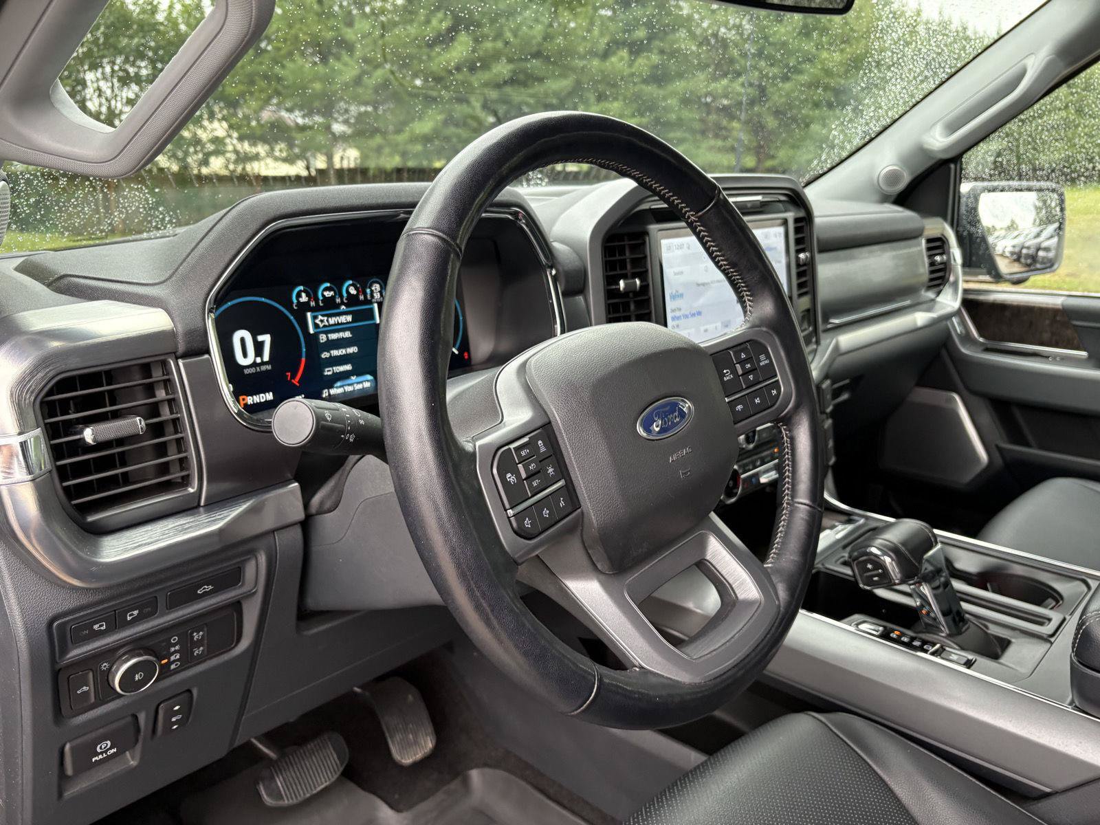 Used 2022 Ford F150 Lariat w/ Equipment Group 502A High AWD/4WD image 8