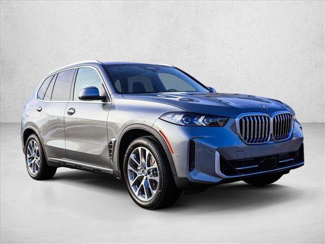 New 2026 BMW X5 xDrive40i w/ Climate Comfort Package image 3