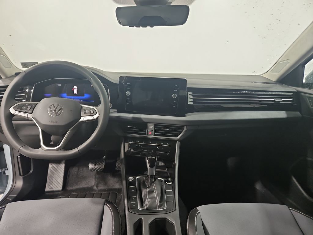 New 2026 Volkswagen Jetta SE image 12