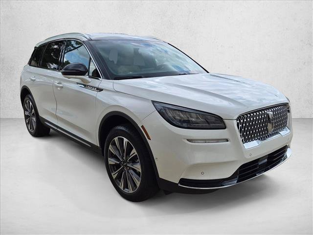 Used 2022 Lincoln Corsair Reserve w/ Equipment Group 201A FWD image 3