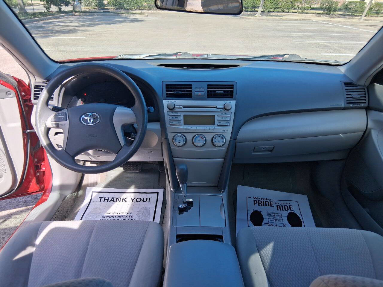 Used 2011 Toyota Camry LE FWD image 12