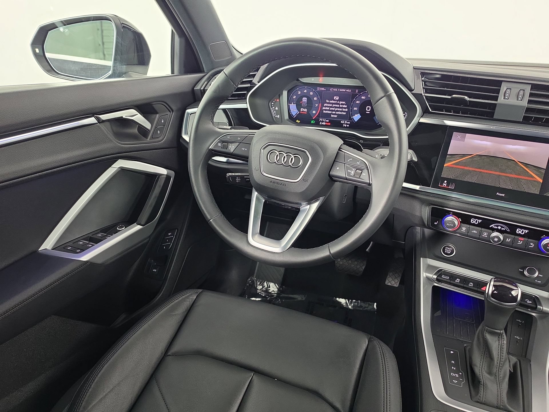 Certified 2025 Audi Q3 2.0T Premium Plus w/ Premium Plus Package AWD/4WD image 37
