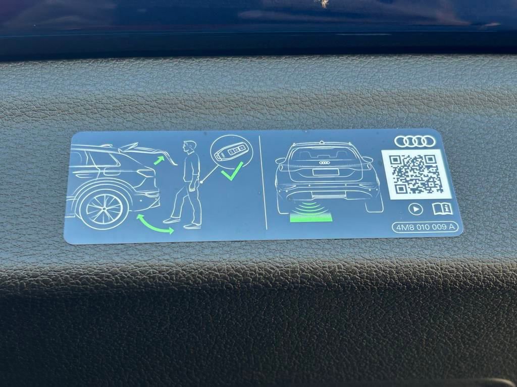 New 2025 Audi Q3 2.0T Premium image 48