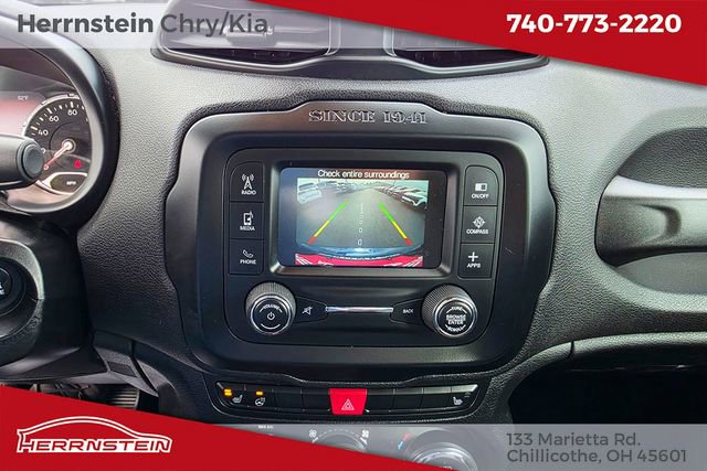 Used 2017 Jeep Renegade Trailhawk w/ Premium Trailhawk Package AWD/4WD image 18