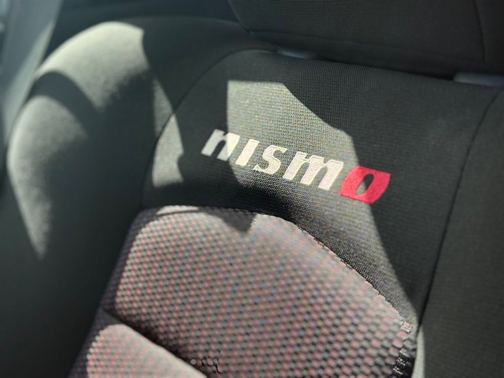 Used 2010 Nissan 370Z NISMO RWD image 15