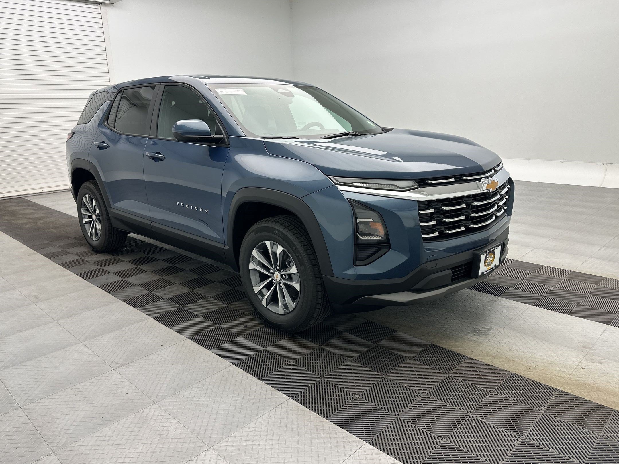 New 2027 Chevrolet Equinox LT AWD/4WD image 7