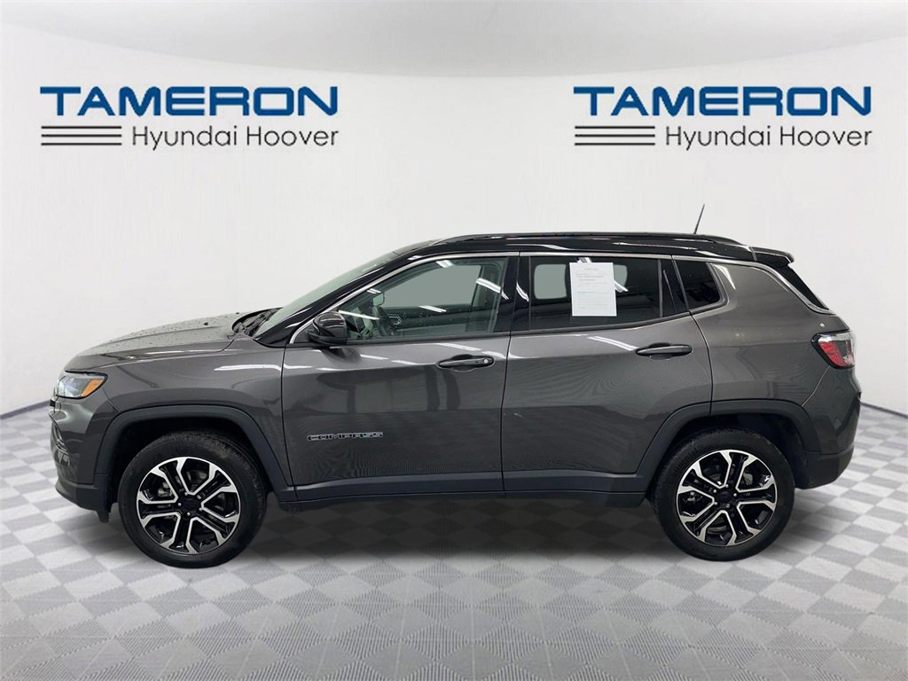 Used 2022 Jeep Compass Limited w/ Sun and Sound Group image 2